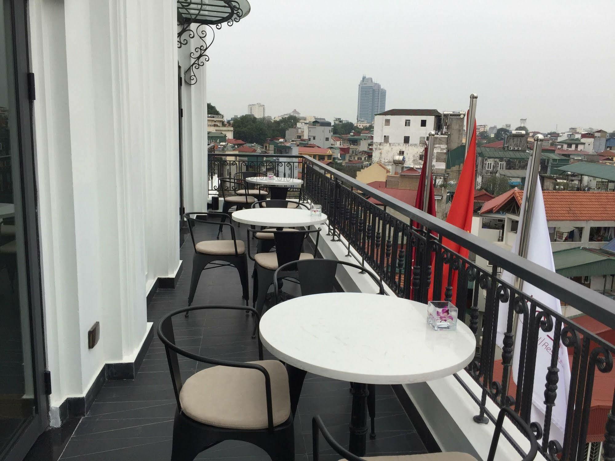 Bespoke Trendy Hotel Hanoi Exterior photo